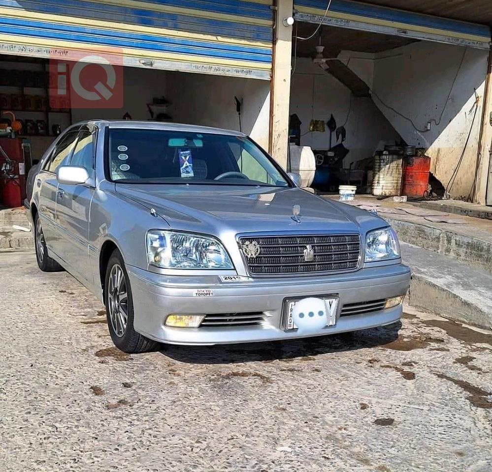 تويوتا كراون